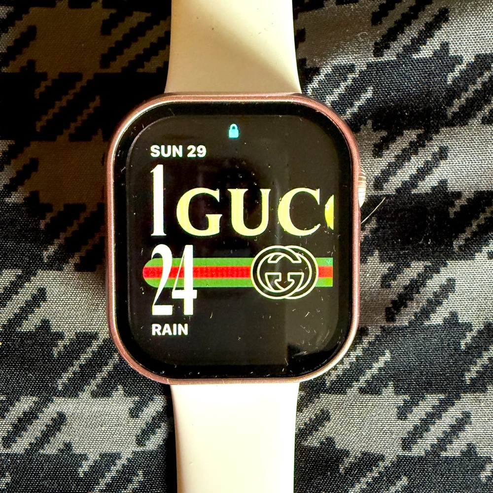 Apple Watch series 10 42 MM with cellular.